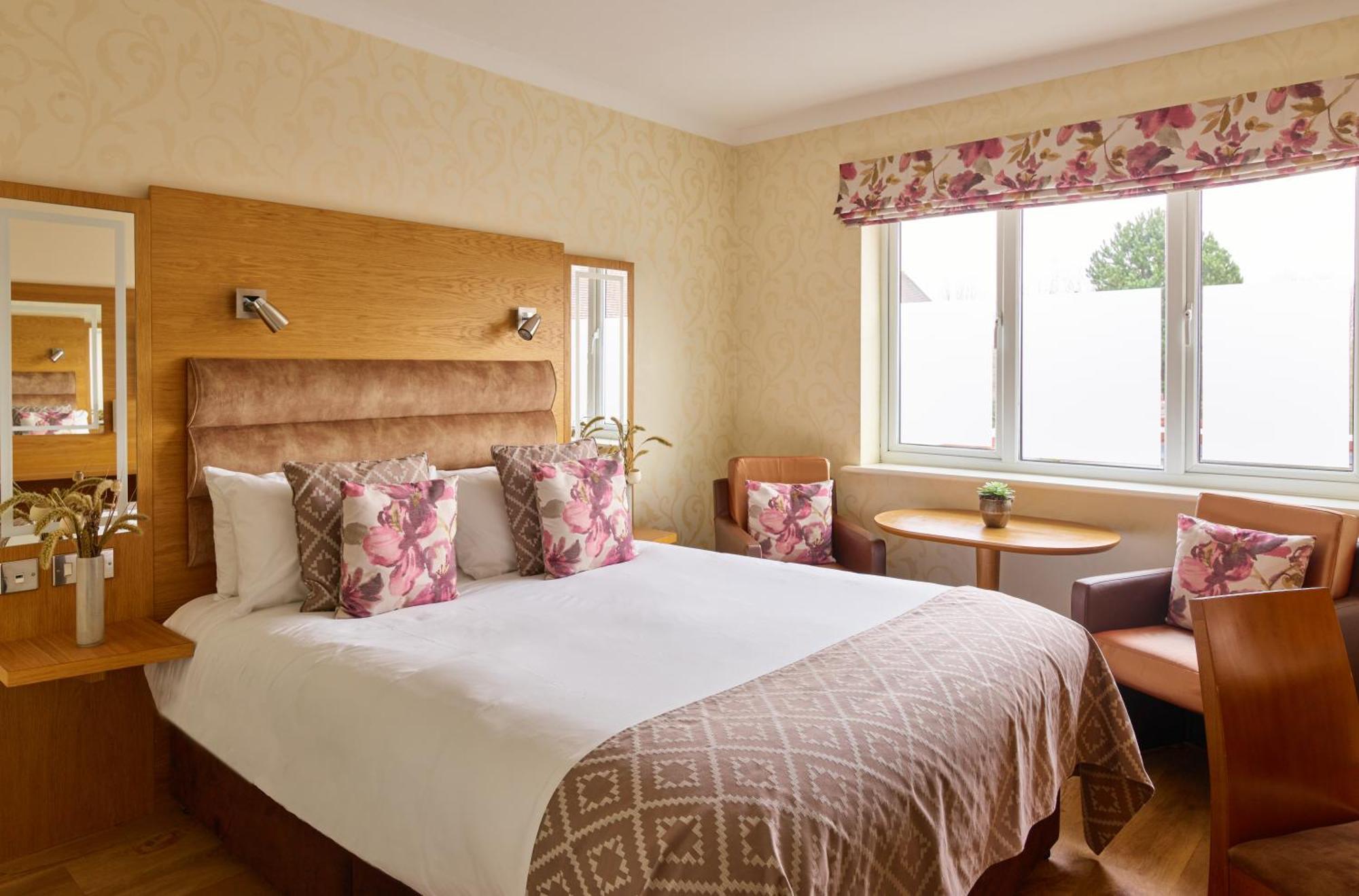 Fairlawns, Hotel And Spa Walsall Exterior photo