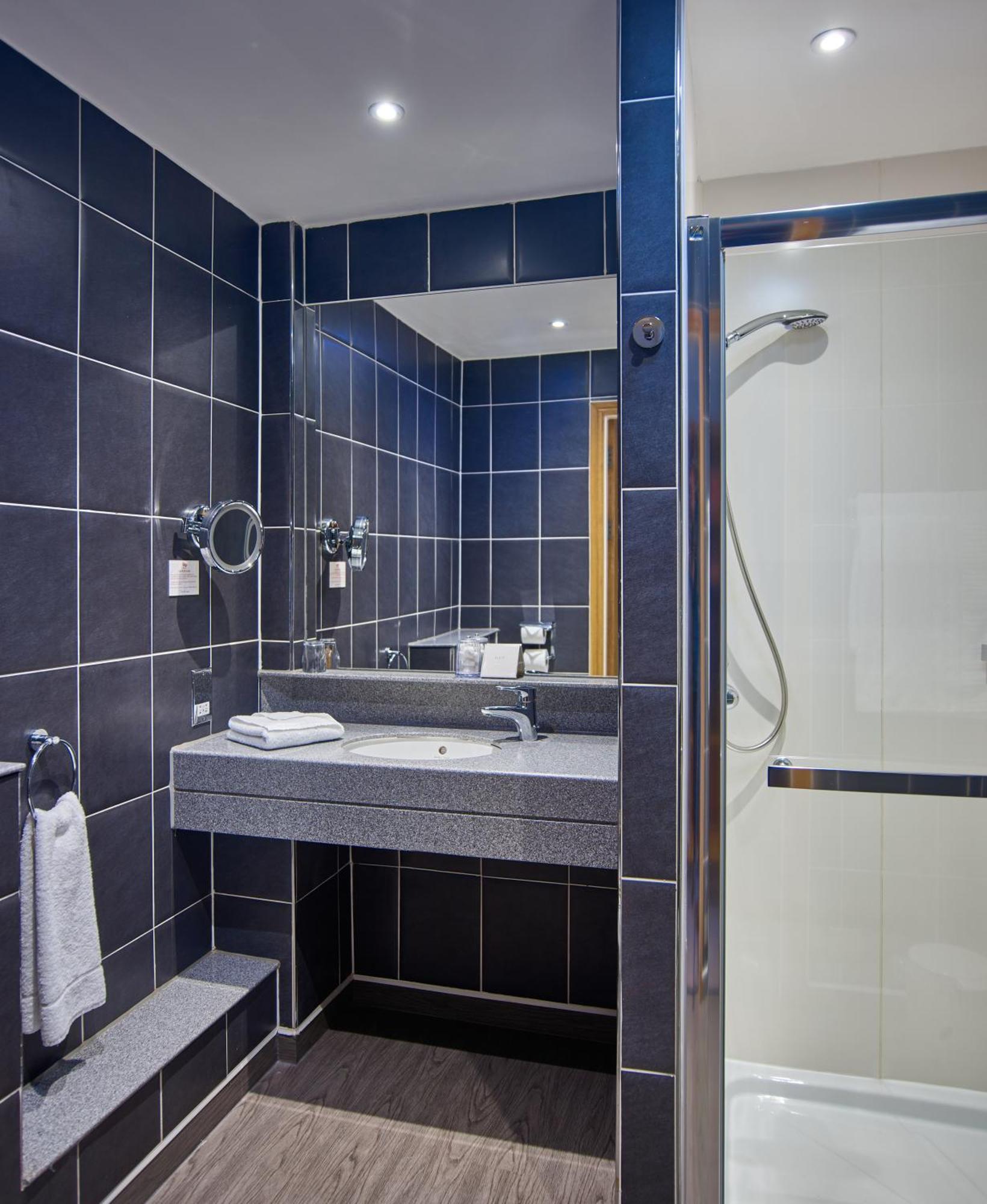 Fairlawns, Hotel And Spa Walsall Exterior photo